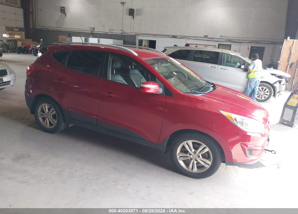 2012 HYUNDAI TUCSON GLS VIN: KM8JUCAC8CU456498