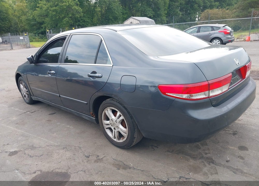 2003 HONDA ACCORD 2.4 LX VIN: 1HGCM563X3A101112
