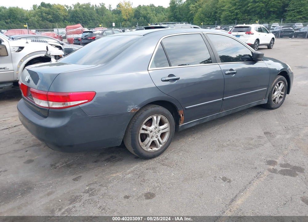 2003 HONDA ACCORD 2.4 LX VIN: 1HGCM563X3A101112