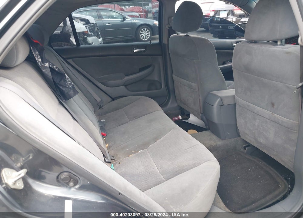 2003 HONDA ACCORD 2.4 LX VIN: 1HGCM563X3A101112