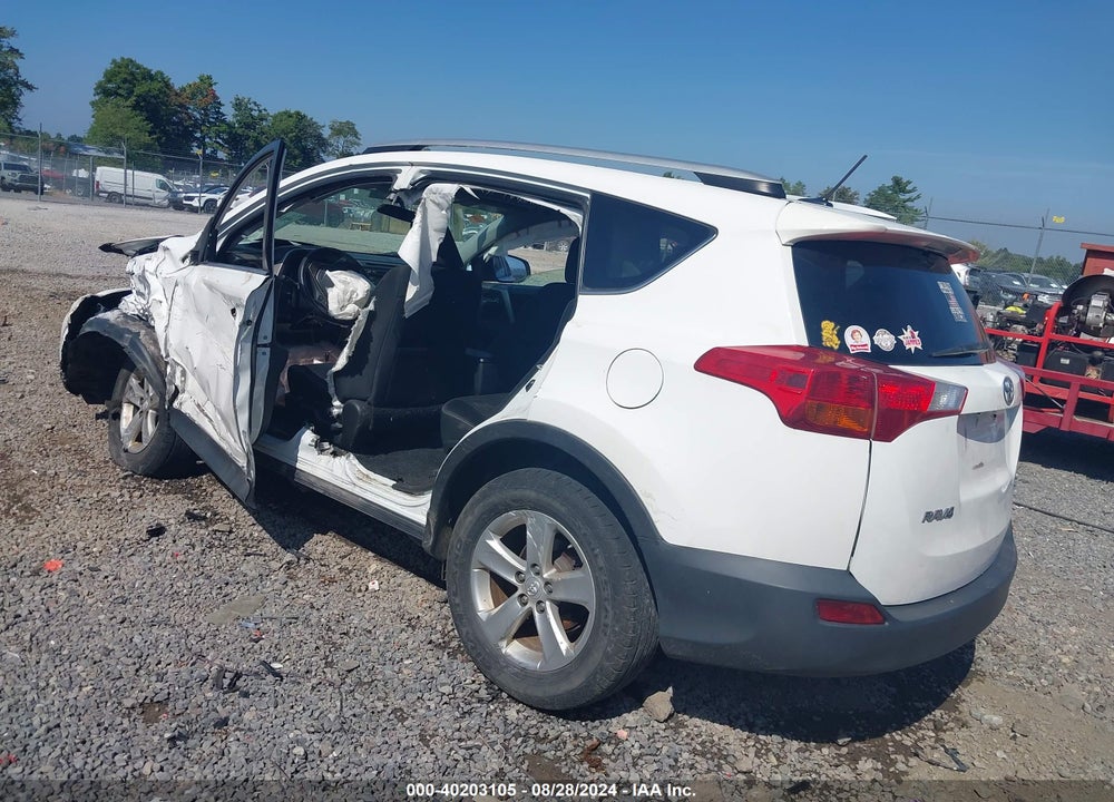 2014 TOYOTA RAV4 XLE VIN: 2T3RFREV1EW147560