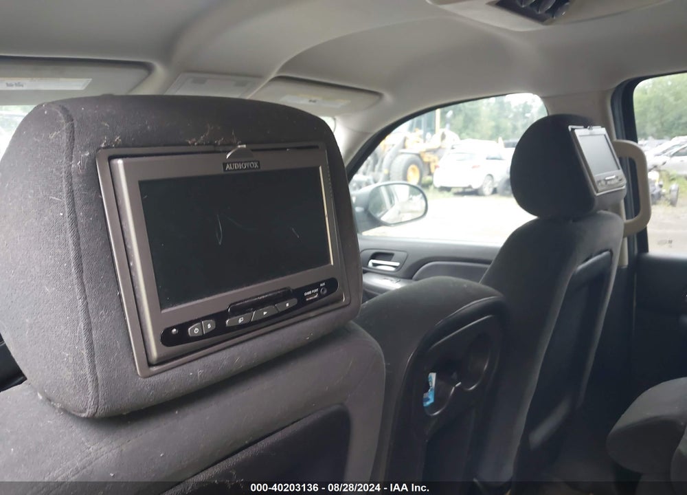 2007 CHEVROLET TAHOE LS VIN: 1GNFK13037R328225