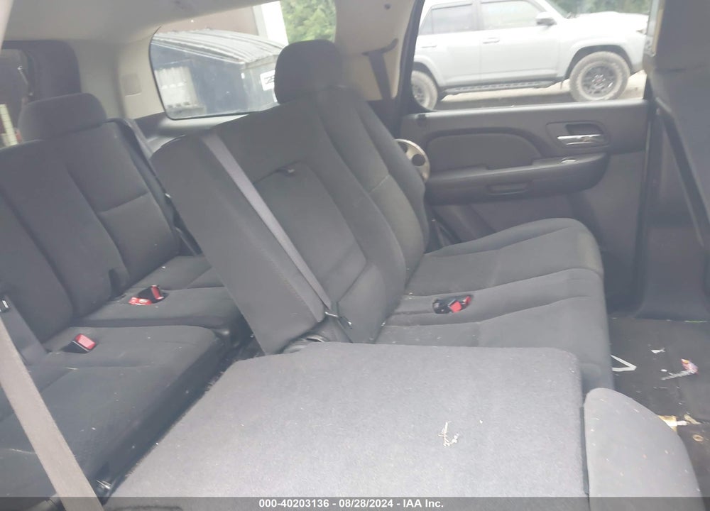 2007 CHEVROLET TAHOE LS VIN: 1GNFK13037R328225
