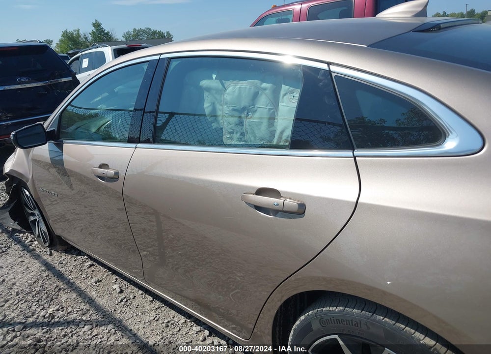 2018 CHEVROLET MALIBU LT VIN: 1G1ZD5ST7JF282628