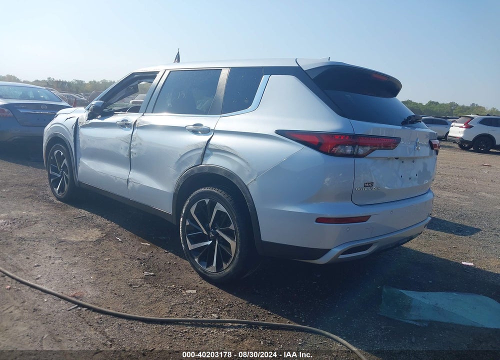 2022 MITSUBISHI OUTLANDER BLACK EDITION S-AWC/SE 2.5 S-AWC/SE LAUNCH EDITION S-AWC VIN: JA4J4UA84NZ010399