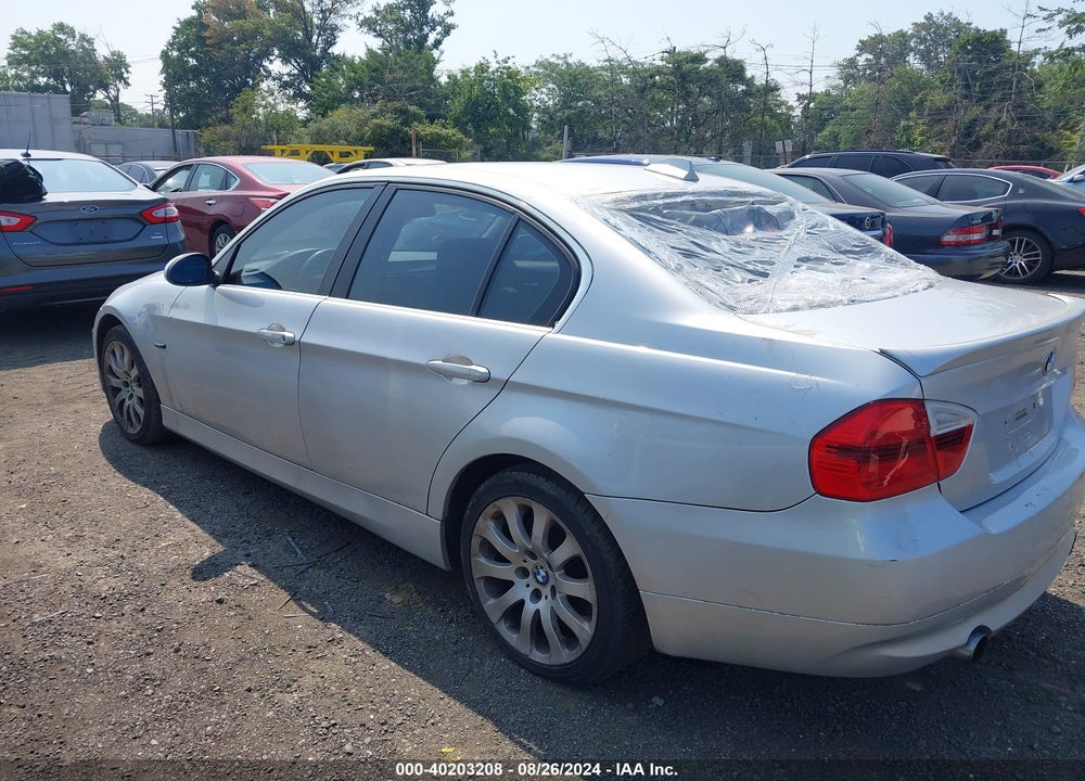 2008 BMW 335XI VIN: WBAVD53518A284935