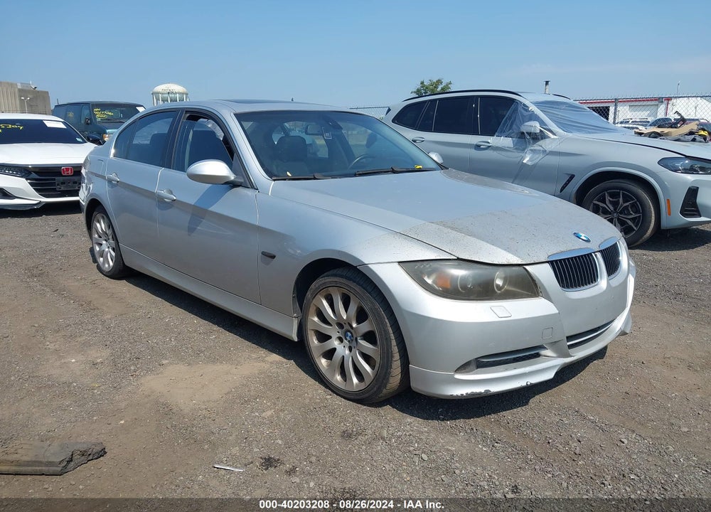 2008 BMW 335XI VIN: WBAVD53518A284935