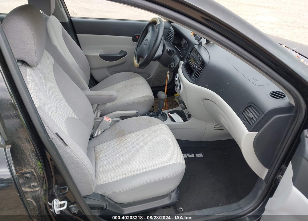 2009 HYUNDAI ACCENT VIN: KMHCN46C39U372909