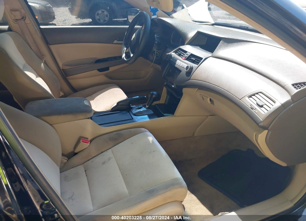 2008 HONDA ACCORD 2.4 LX VIN: 1HGCP26388A089023