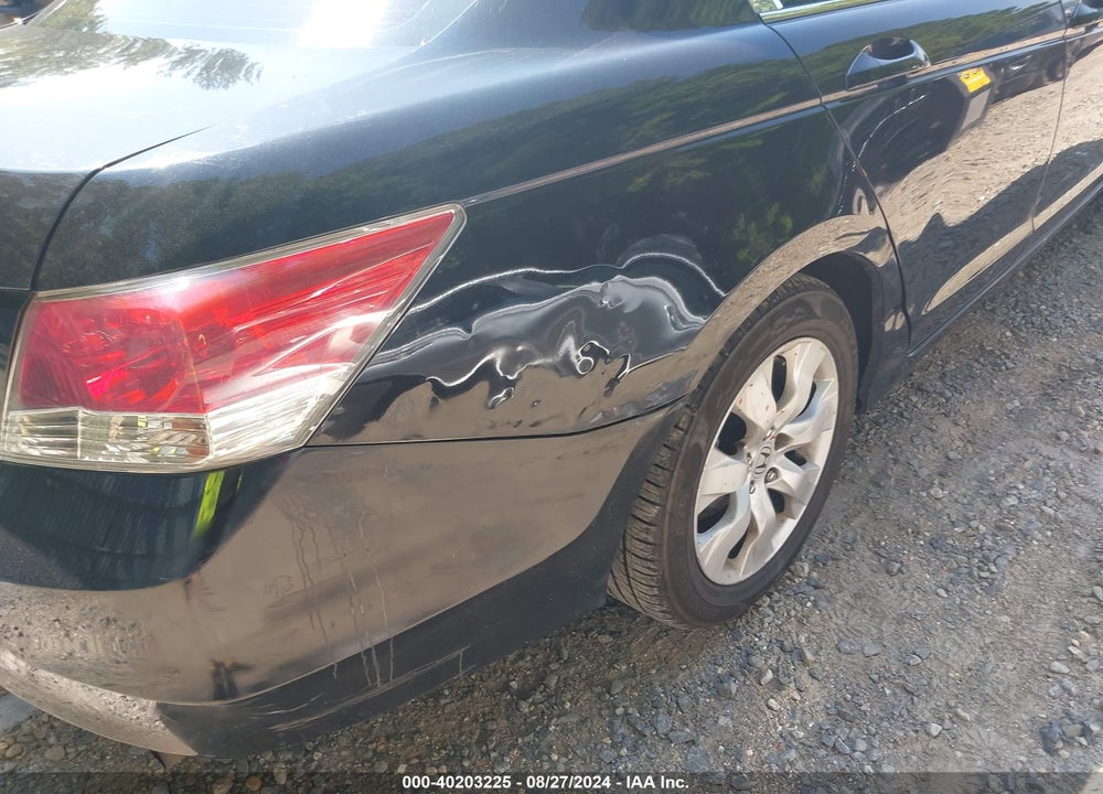 2008 HONDA ACCORD 2.4 LX VIN: 1HGCP26388A089023