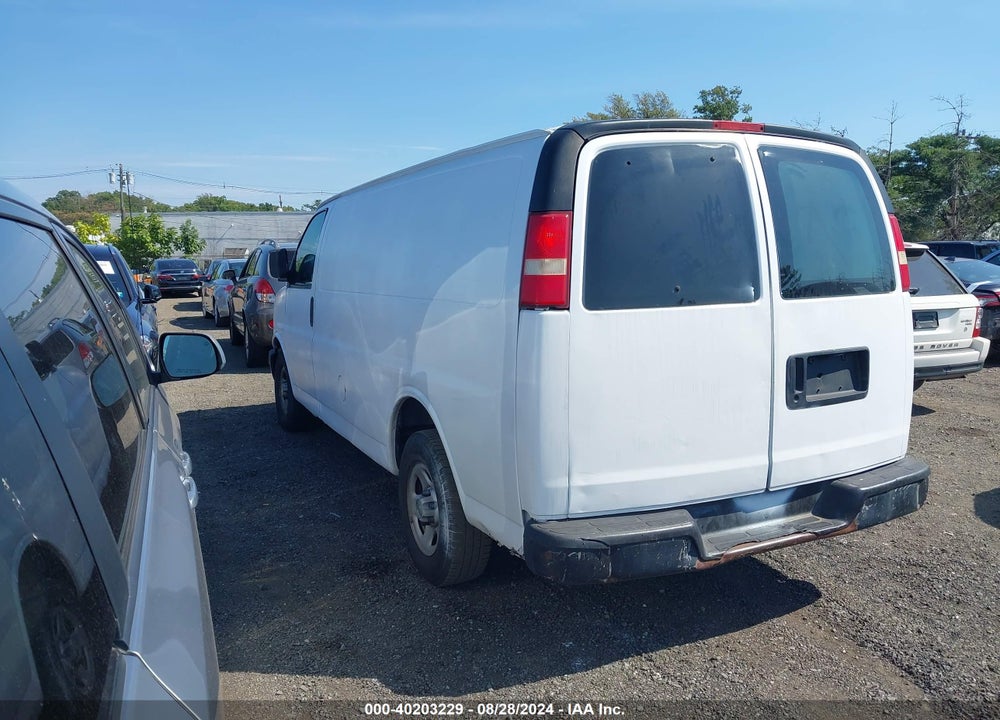 2004 CHEVROLET EXPRESS VIN: 1GCFG15X241163508