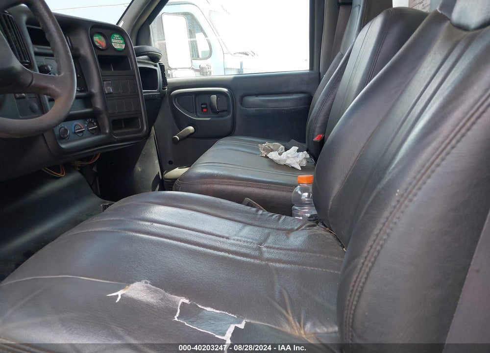 2005 GMC C5500 VIN: 1GDG5C1E25F908445