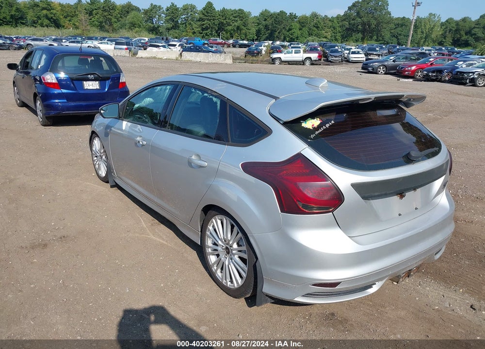 2014 FORD FOCUS ST VIN: 1FADP3L96EL395449