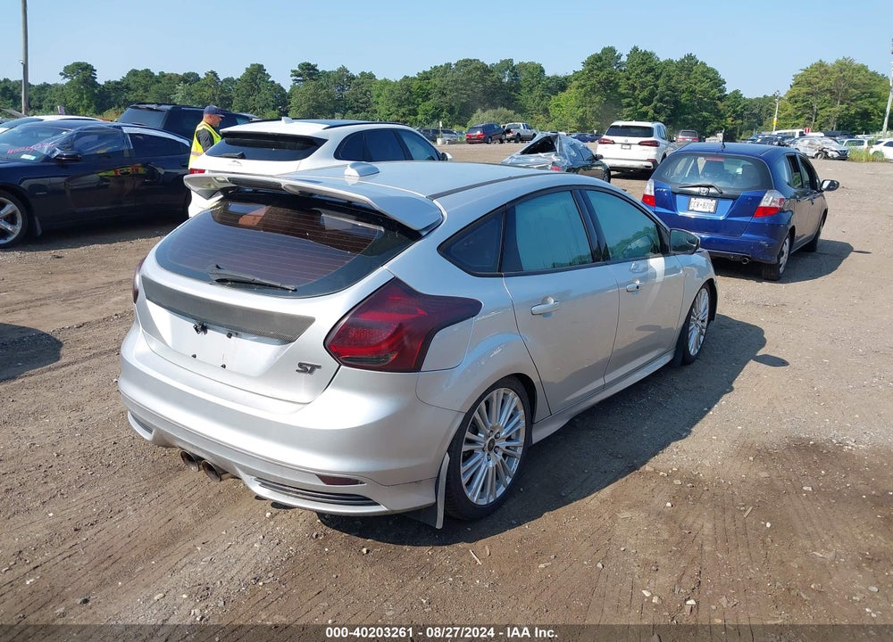 2014 FORD FOCUS ST VIN: 1FADP3L96EL395449