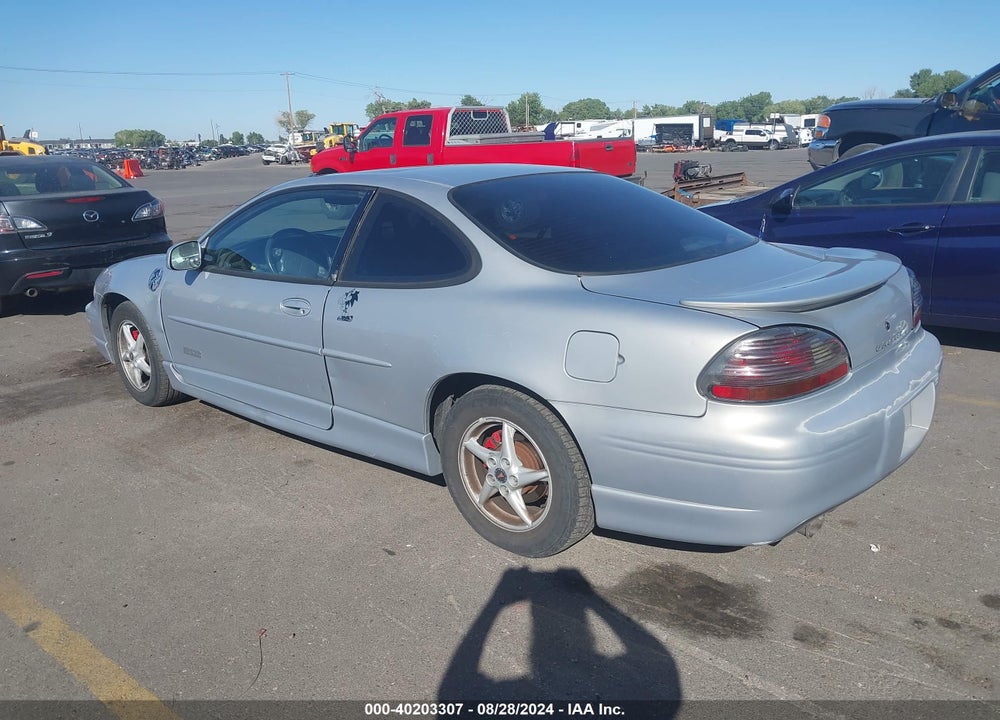 2000 PONTIAC GRAND PRIX VIN: 1G2WR1217YF175046
