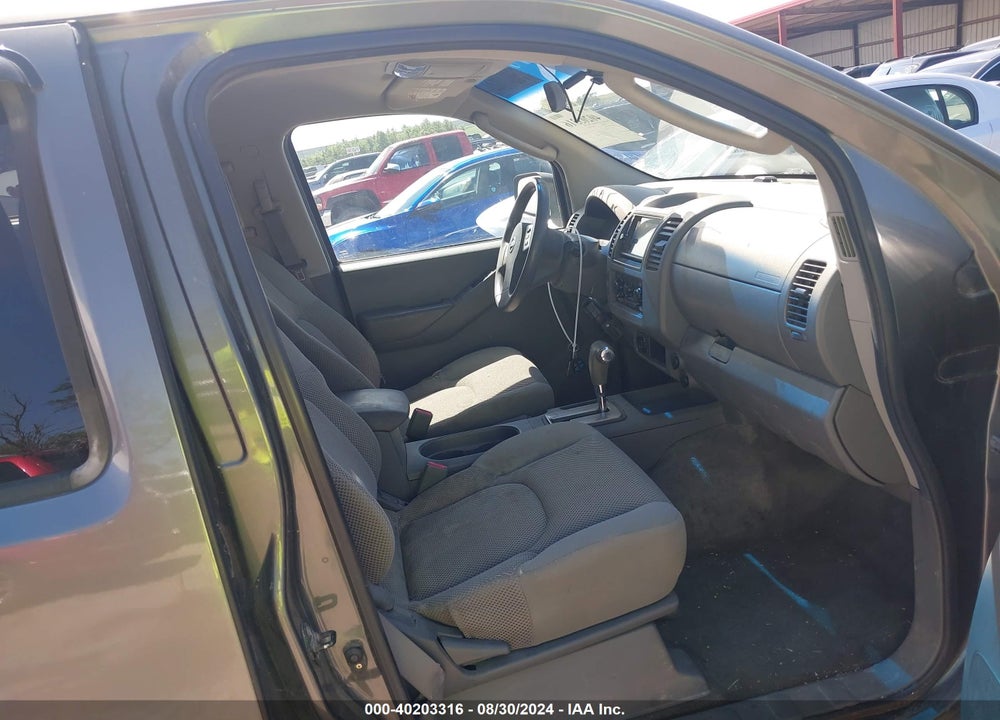 2005 NISSAN FRONTIER SE VIN: 1N6AD07W95C438165