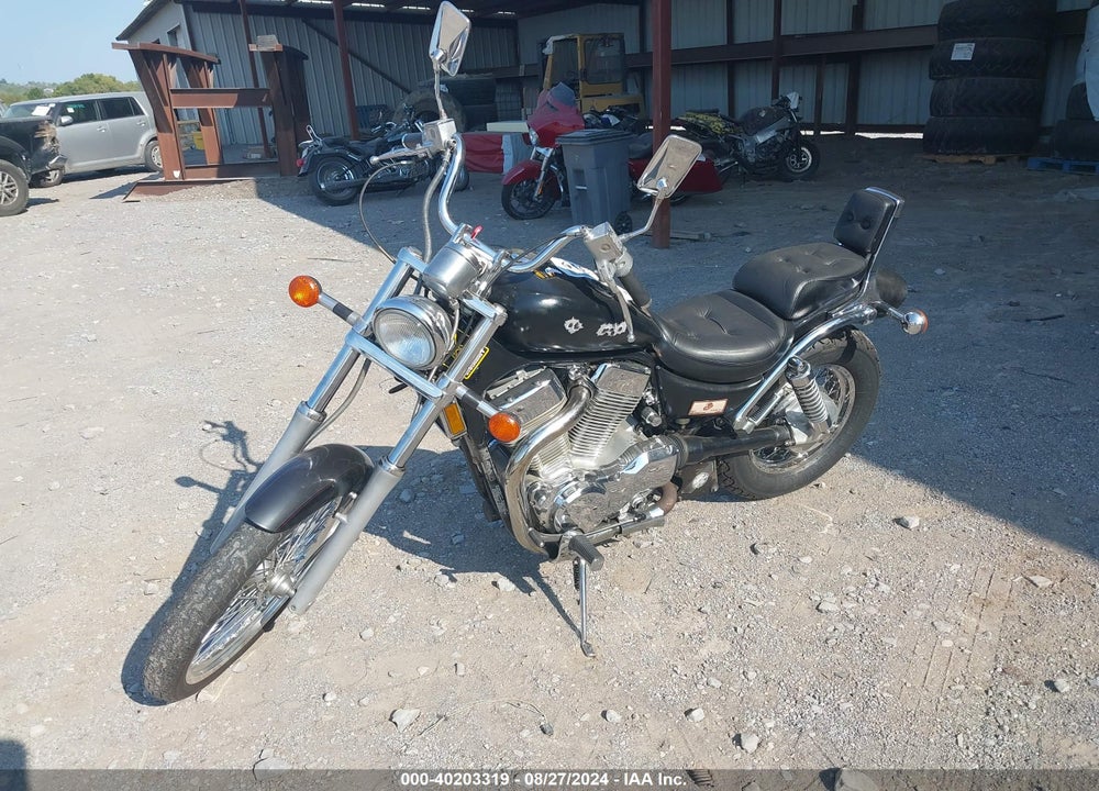 1990 SUZUKI VS1400 GLP VIN: JS1VX51L2L2100367