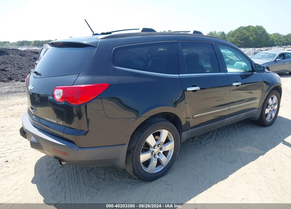 2009 CHEVROLET TRAVERSE LTZ VIN: 1GNEV33D39S129740