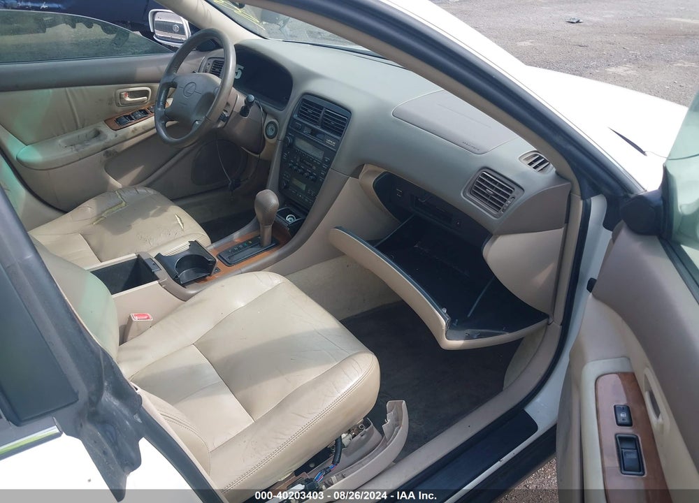 1999 LEXUS ES 300 VIN: JT8BF28G8X5074086
