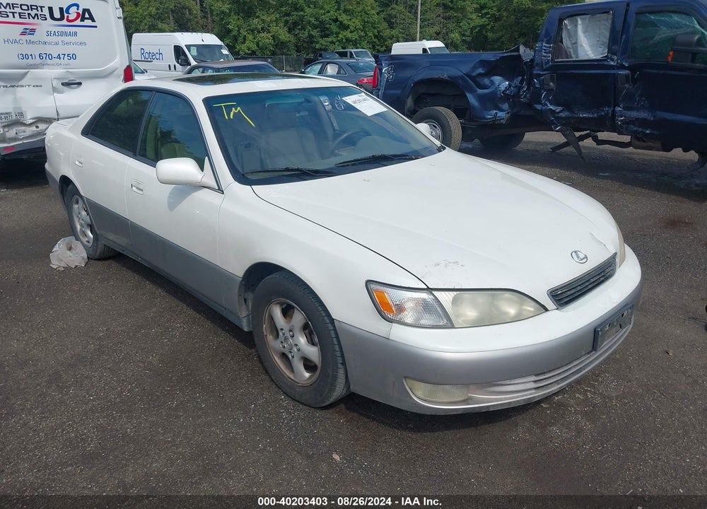 1999 LEXUS ES 300 VIN: JT8BF28G8X5074086