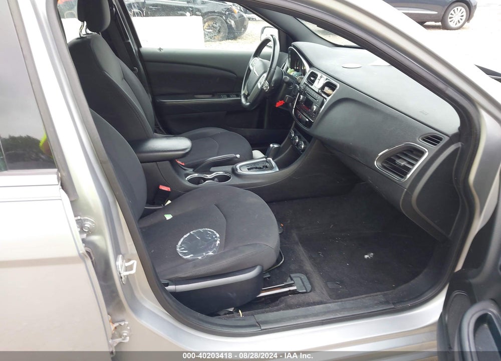 2014 CHRYSLER 200 TOURING VIN: 1C3CCBBBXEN107960