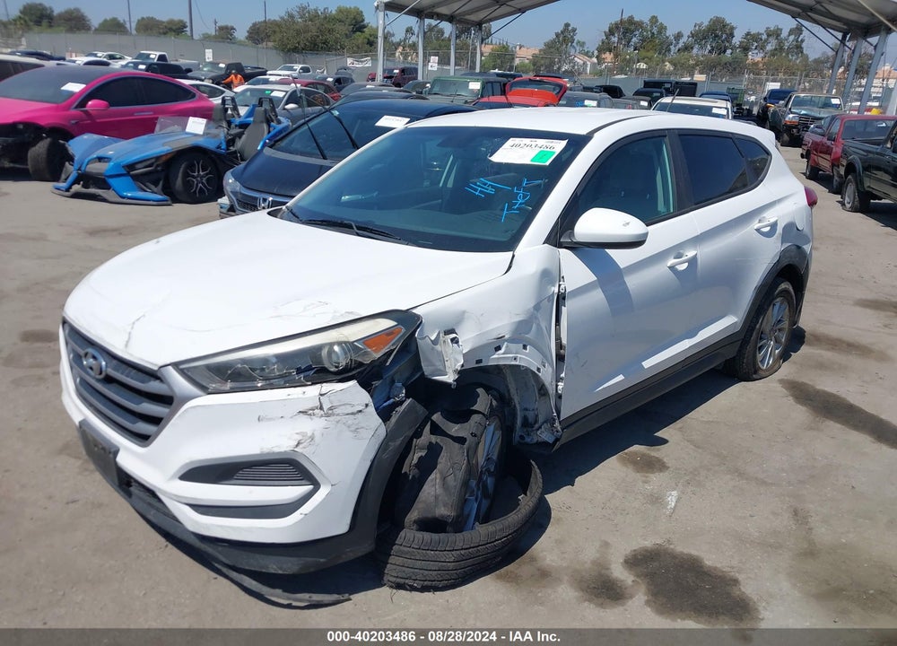 2017 HYUNDAI TUCSON SE VIN: KM8J23A44HU276098