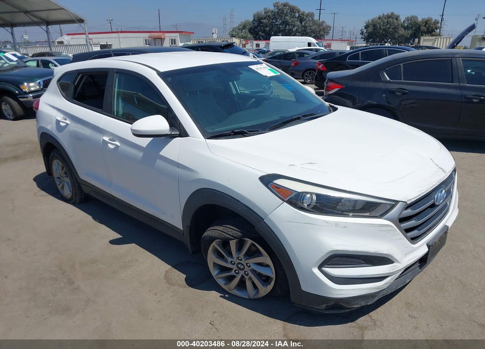 2017 HYUNDAI TUCSON SE VIN: KM8J23A44HU276098