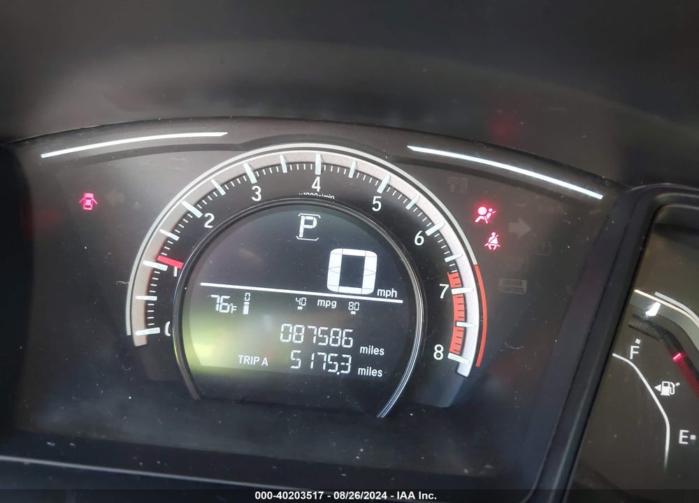 2018 HONDA CIVIC LX VIN: 2HGFC2F5XJH586737