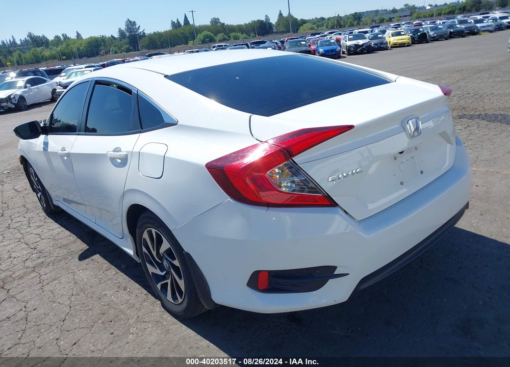 2018 HONDA CIVIC LX VIN: 2HGFC2F5XJH586737
