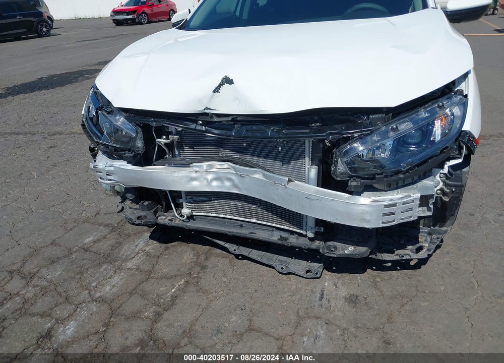 2018 HONDA CIVIC LX VIN: 2HGFC2F5XJH586737