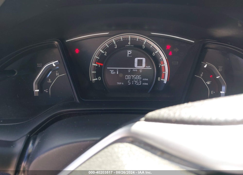 2018 HONDA CIVIC LX VIN: 2HGFC2F5XJH586737