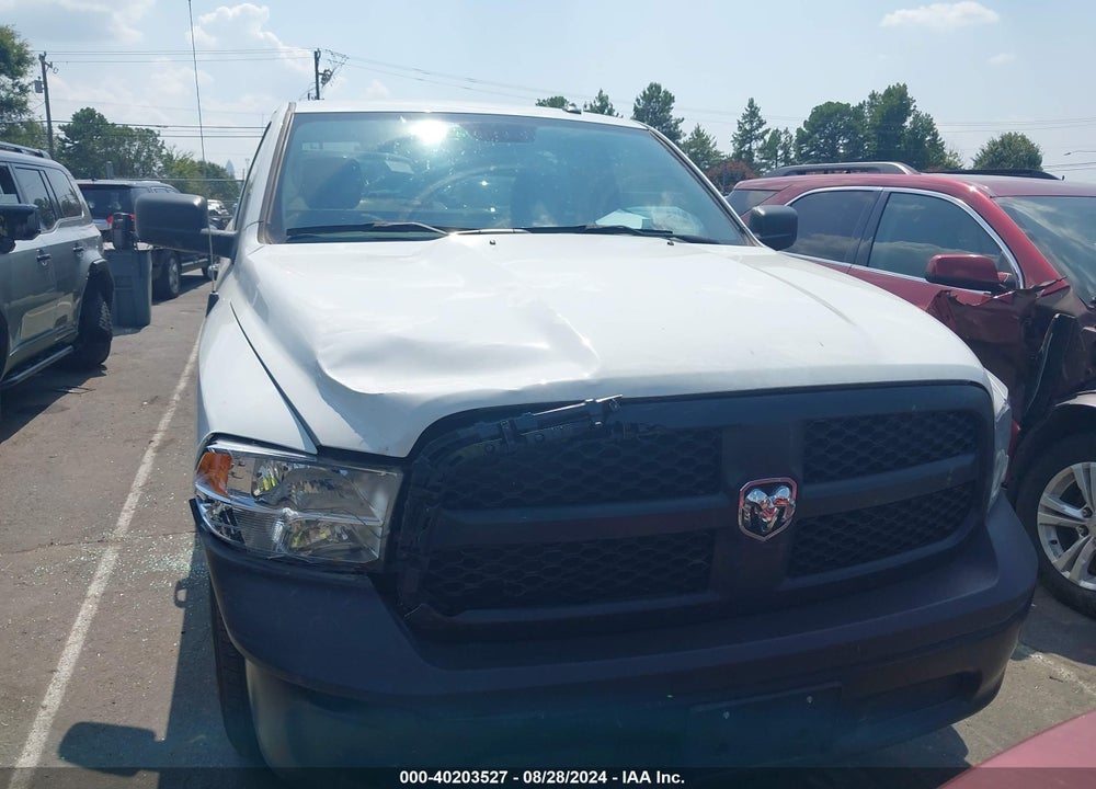 2022 RAM 1500 CLASSIC TRADESMAN REGULAR CAB 4X2 8' BOX VIN: 3C6JR6DG1NG330017
