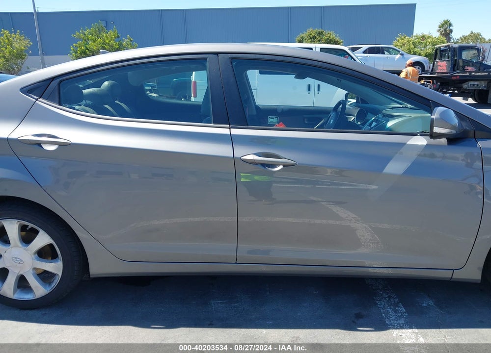 2011 HYUNDAI ELANTRA LIMITED VIN: 5NPDH4AE9BH076026