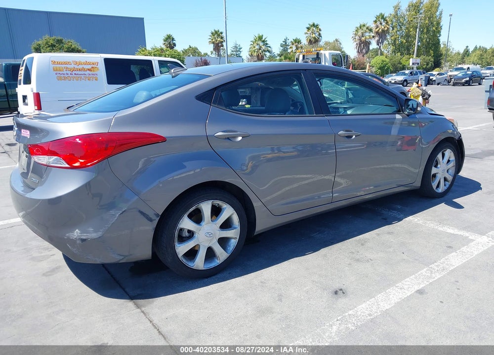 2011 HYUNDAI ELANTRA LIMITED VIN: 5NPDH4AE9BH076026