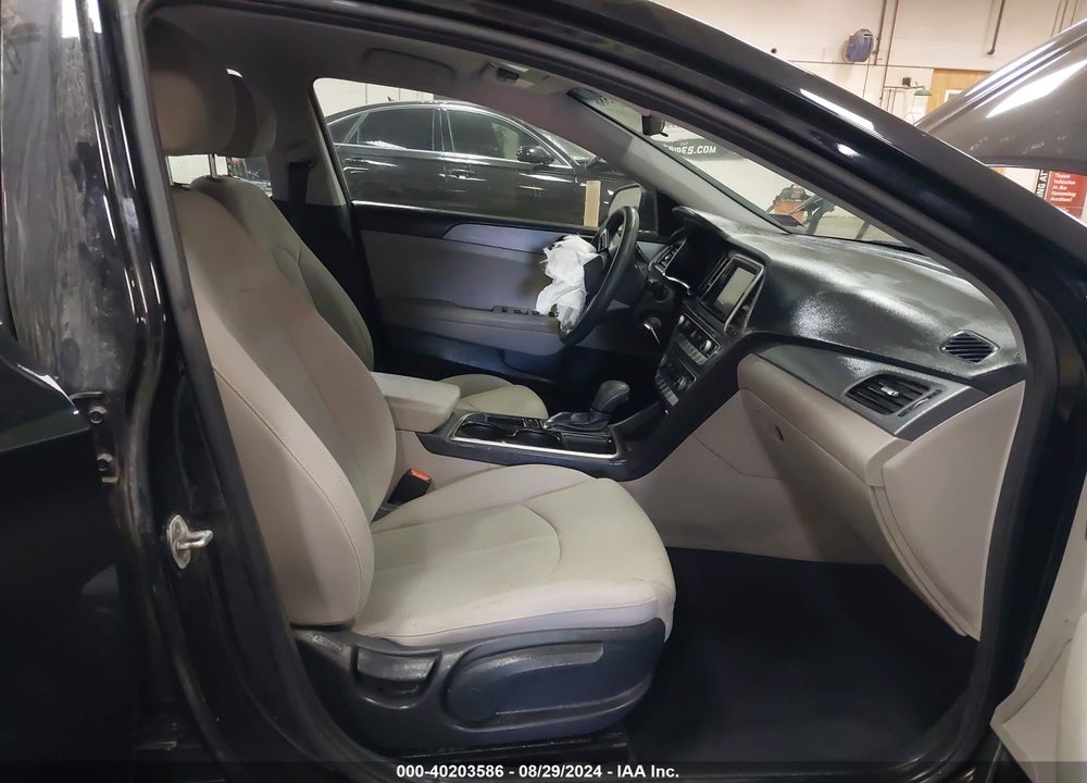 2018 HYUNDAI SONATA SE VIN: 5NPE24AF0JH714127
