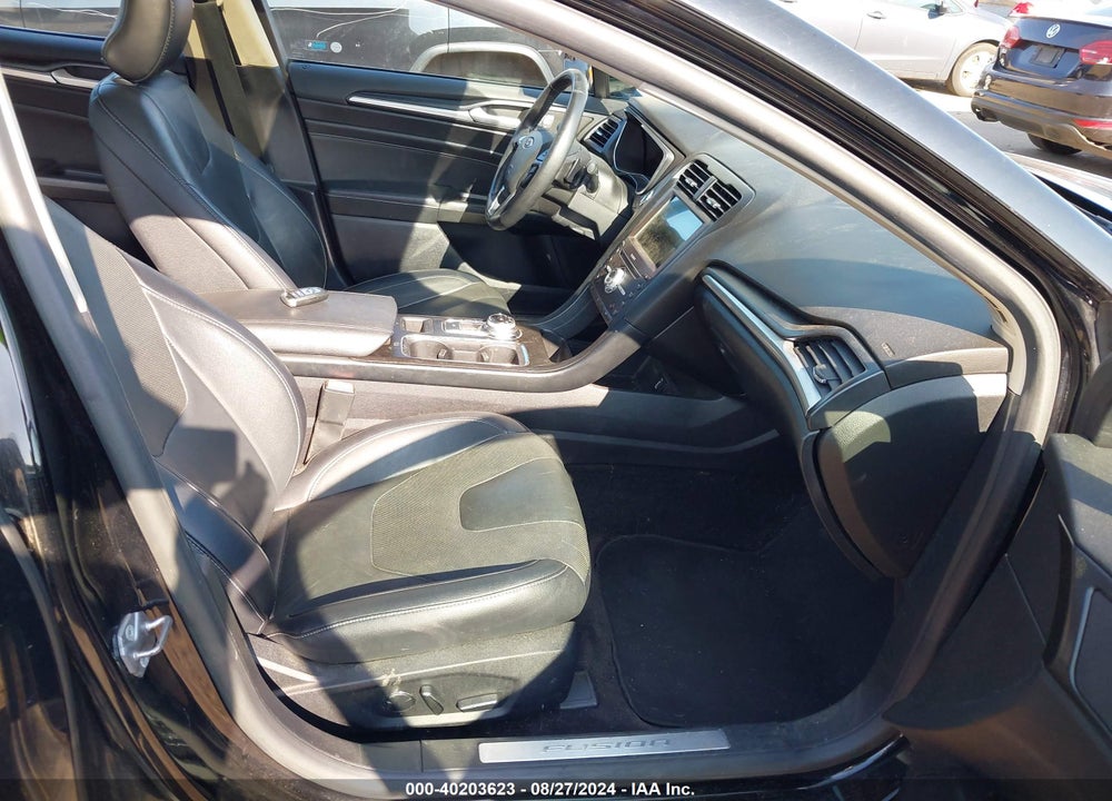 2018 FORD FUSION TITANIUM VIN: 3FA6P0D95JR188178