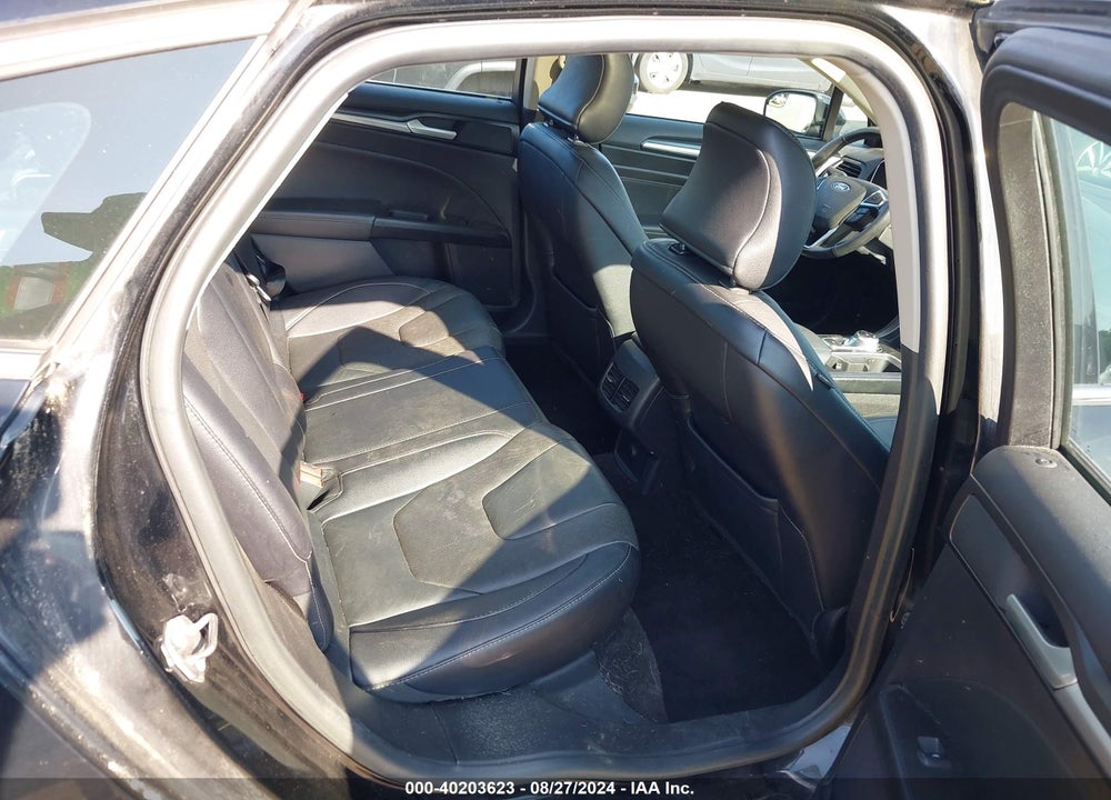 2018 FORD FUSION TITANIUM VIN: 3FA6P0D95JR188178
