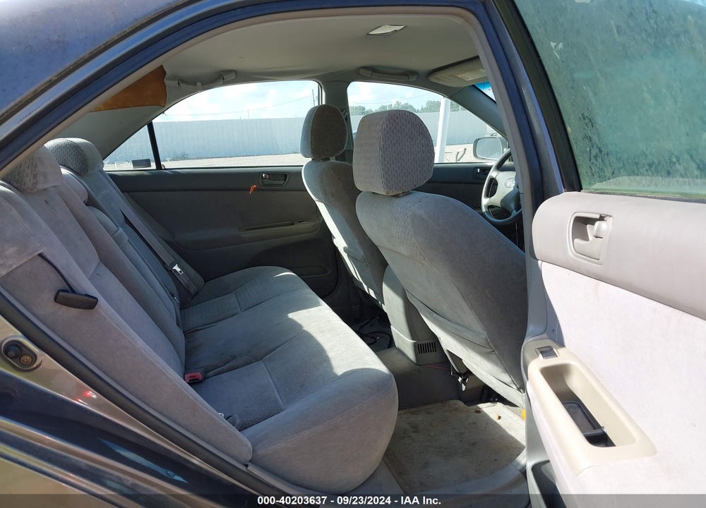2002 TOYOTA CAMRY LE VIN: 4T1BE32K52U528764