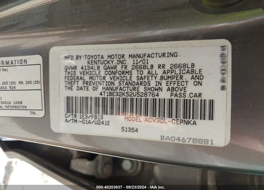 2002 TOYOTA CAMRY LE VIN: 4T1BE32K52U528764