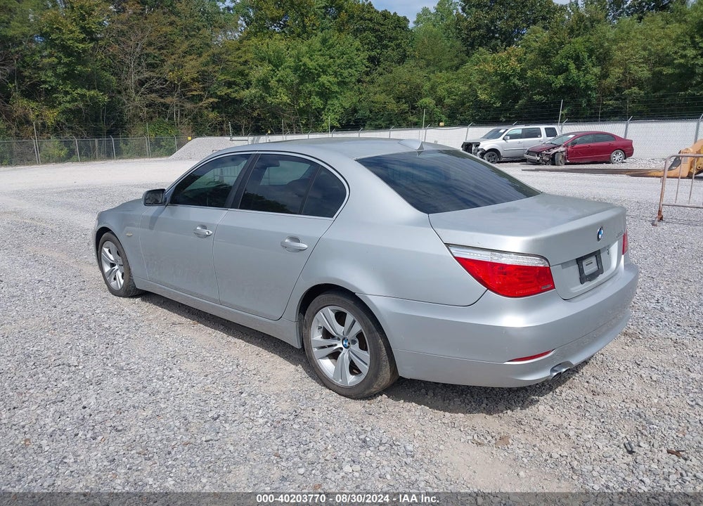 2010 BMW 528I VIN: WBANU5C57AC126805