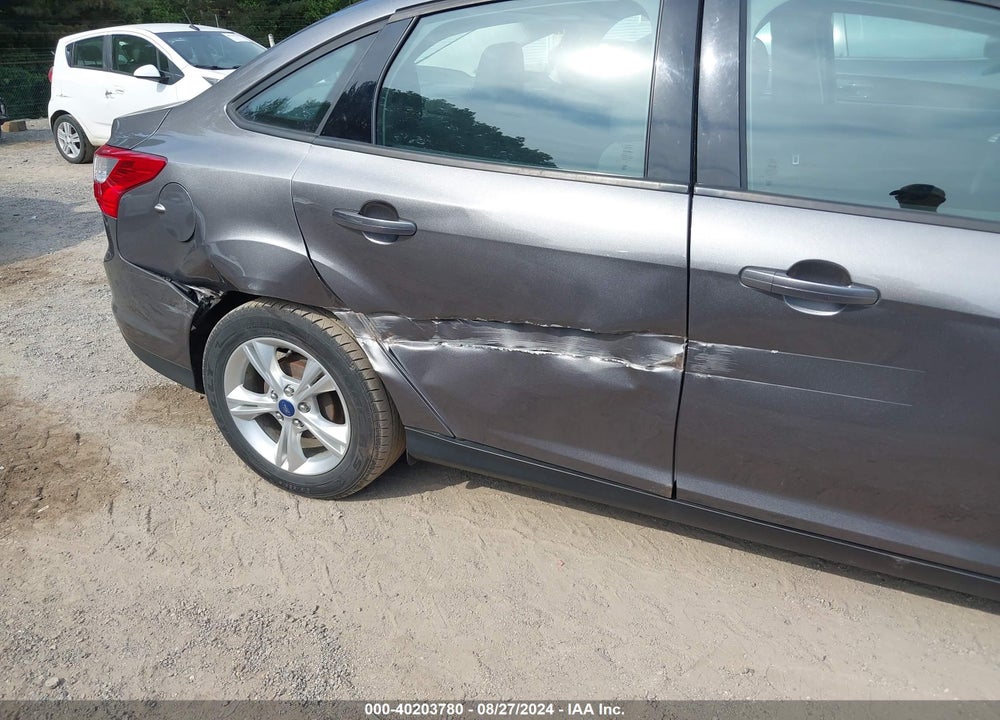 2014 FORD FOCUS VIN: 1FADP3F23EL205637