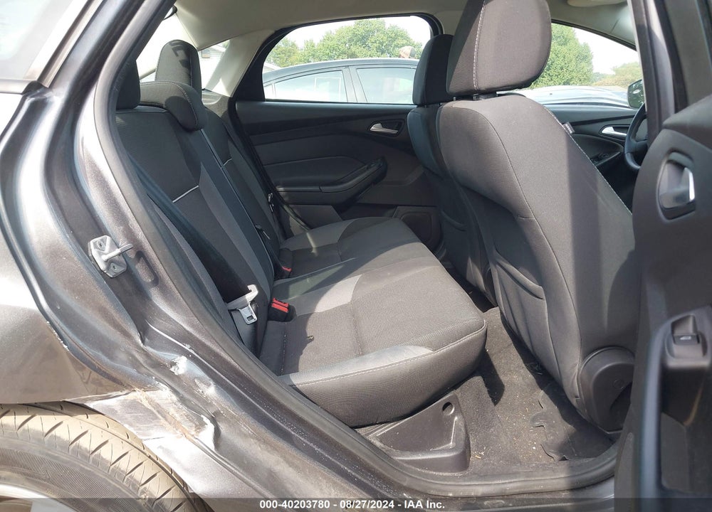 2014 FORD FOCUS VIN: 1FADP3F23EL205637