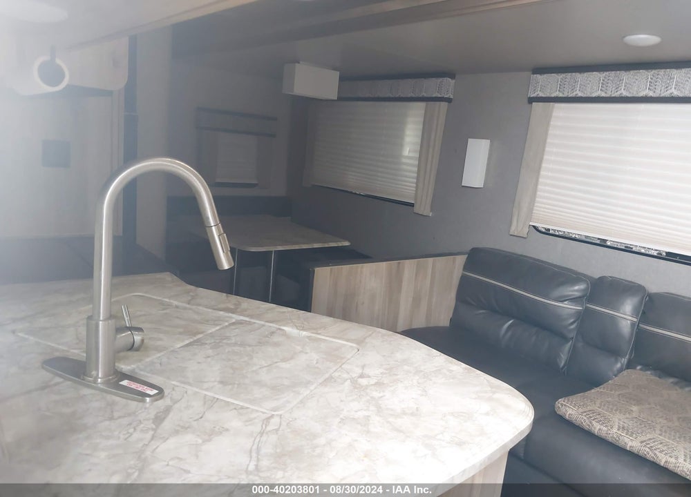 2021 COACHMEN CATALINA VIN: 5ZT2CAXB7MX022117