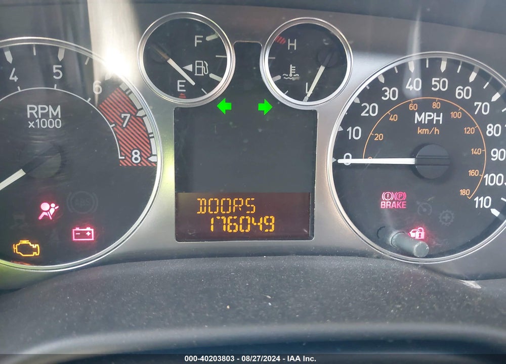 2006 HUMMER H3 SUV VIN: 5GTDN136368122430