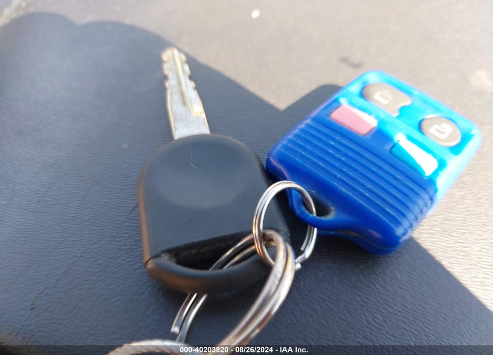 2010 FORD FOCUS SE VIN: 1FAHP3FN6AW130145