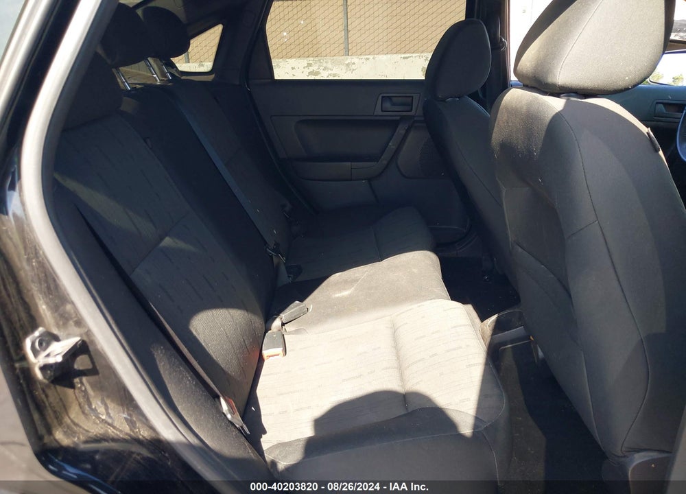 2010 FORD FOCUS SE VIN: 1FAHP3FN6AW130145