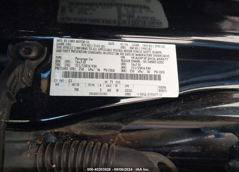 2016 FORD FOCUS SE VIN: 1FADP3F20GL268617