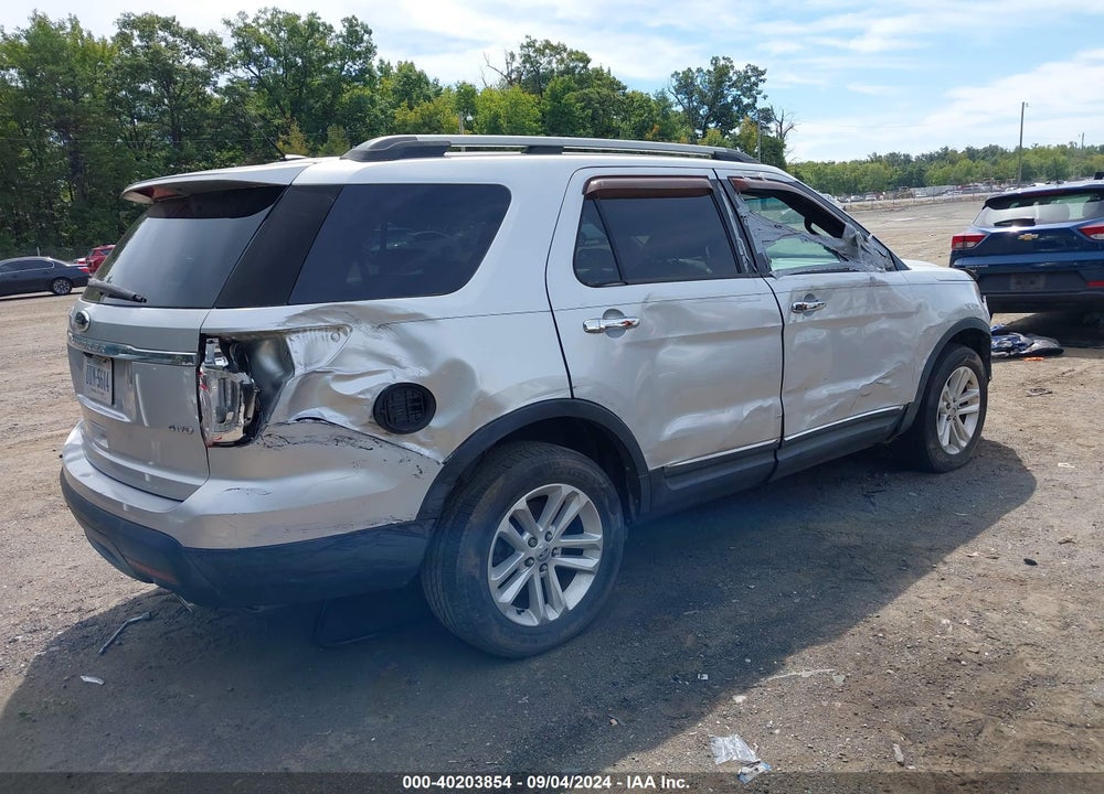 2011 FORD EXPLORER XLT VIN: 1FMHK8D81BGA75551