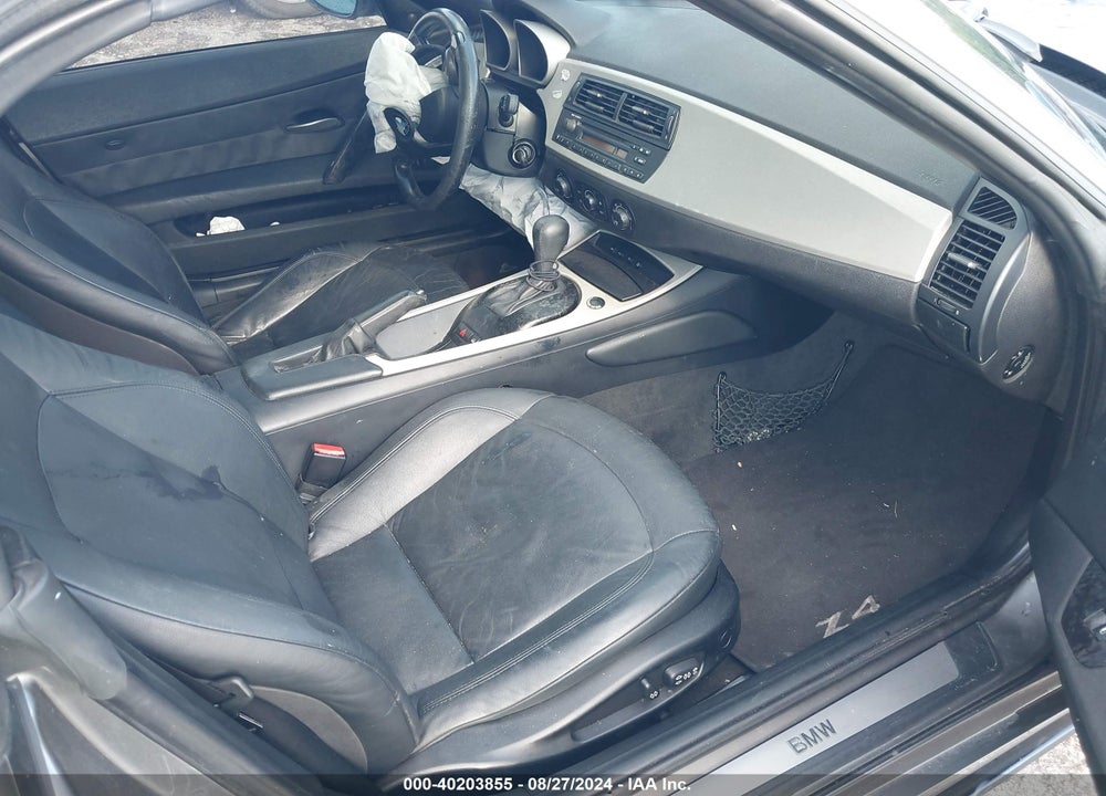 2005 BMW Z4 2.5I VIN: 4USBT33555LS56675