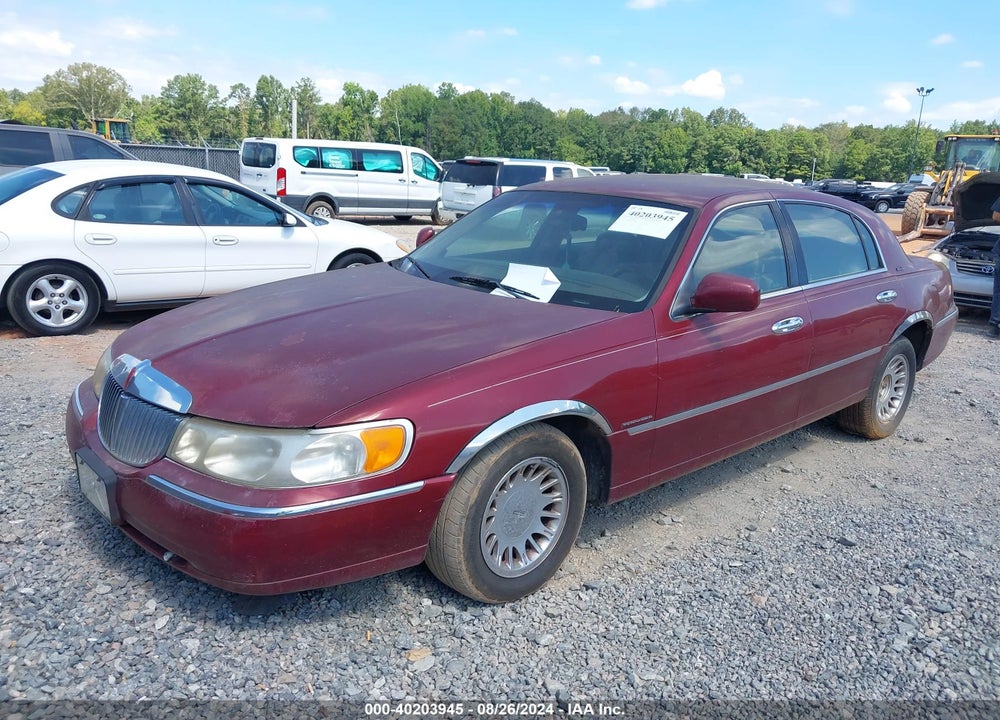 1998 LINCOLN TOWN CAR EXECUTIVE VIN: 1LNFM81W2WY663186